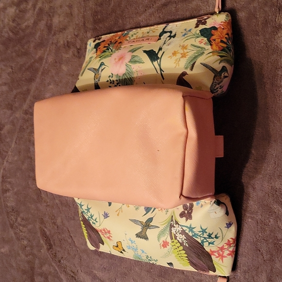 Toiletries Travel Bag - Picture 8 of 8